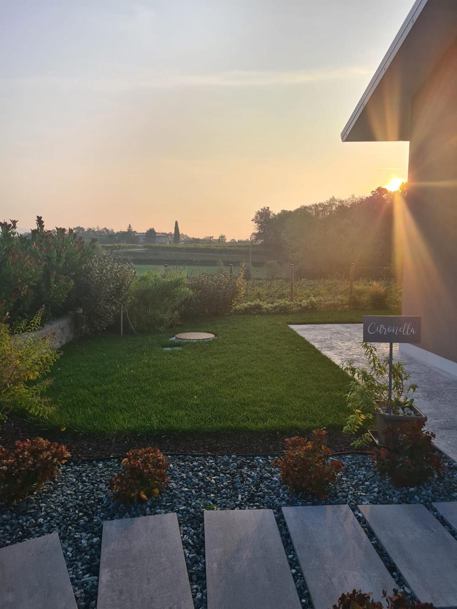 Residence Le Aromatiche Cavaion Veronese Eksteriør billede